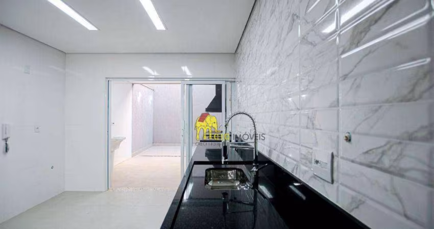 Sobrado com 3 dormitórios à venda, 160 m² por R$ 745.000,00 - Jardim Regina - São Paulo/SP