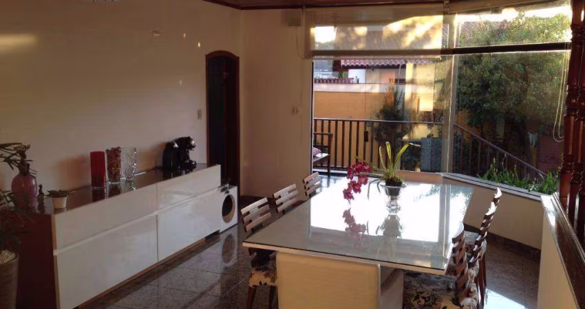 Sobrado com 3 dormitórios à venda, 300 m² por R$ 1.990.000,00 - City América - São Paulo/SP