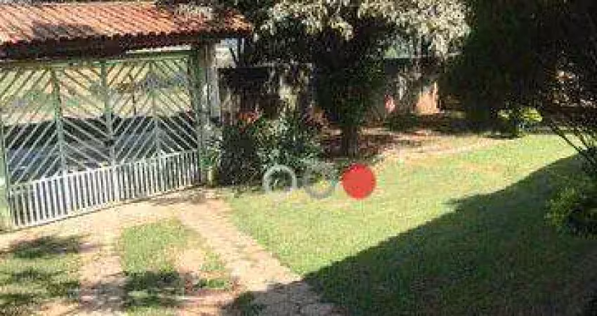 Chácara com 4 dormitórios à venda por R$ 900.000,00 - Iperozinho - Capela do Alto/SP