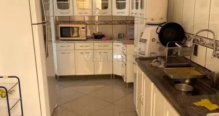 Sobrado à venda  no parque residencial versailles em sumaré.