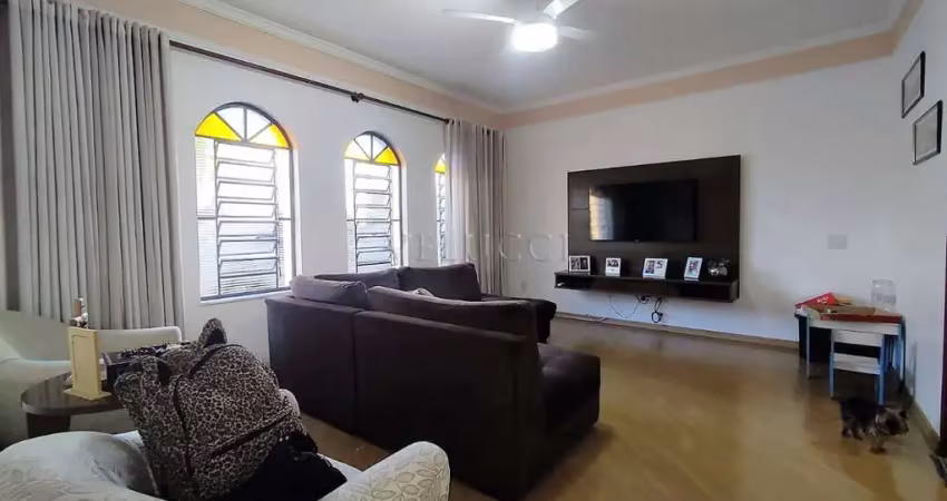 Casa à venda  no jardim nova europa com 3 quartos sendo 1 suíte