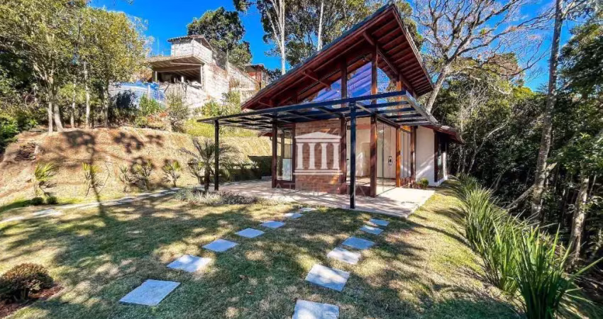 Casa com 3 dormitórios à venda, 121 m² por R$ 1.230.000,00 - Comary - Teresópolis/RJ