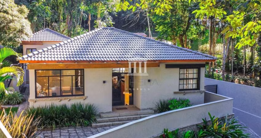 Casa com 4 dormitórios à venda, 222 m² por R$ 1.650.000,00 - Parque do Imbui - Teresópolis/RJ