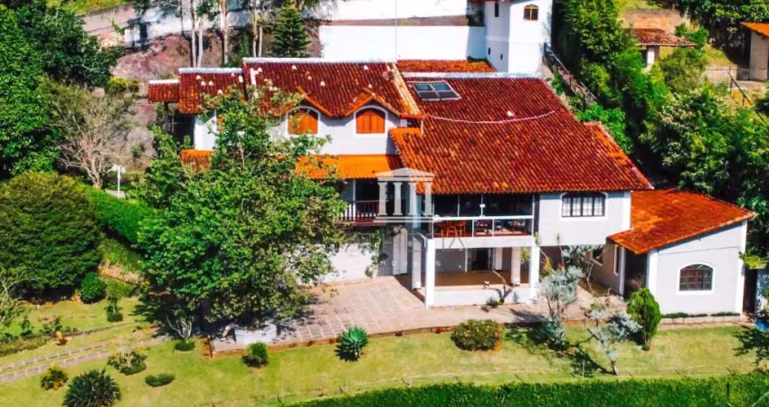Casa com 5 dormitórios à venda, 411 m² por R$ 2.800.000,00 - Panorama - Teresópolis/RJ
