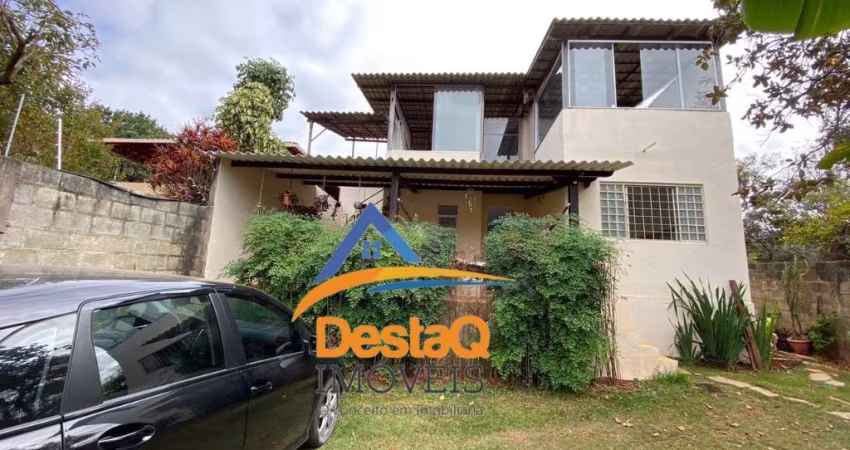 CASA 02 SUITES BAIRRO LUNDCEIA