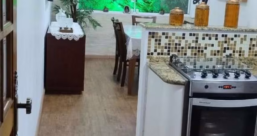 Imperdível oportunidade de adquirir casa de 2 quartos com 2 banheiros e vaga de garagem no Horto Florestal, SP!