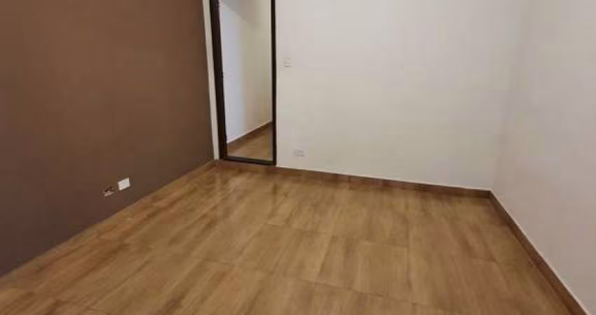 Apartamento térreo em Santana: 2 quartos, 1 banheiro, 60m² e quintal. Próximo ao Metrô e Parque da Juventude! Venha conhecer!