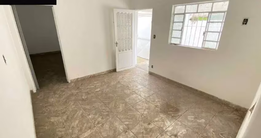 Casa para locação na Zona Norte de SP: 2 quartos, suíte, 1 vaga, 100m²! Venha conferir essa oportunidade incrível!