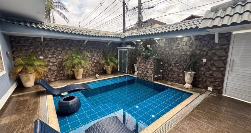 Casa em Condomínio para Venda em Rio de Janeiro, Vargem Pequena, 5 dormitórios, 2 suítes, 4 banheiros, 1 vaga