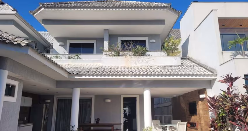 Casa em Condomínio para Venda em Rio de Janeiro, Recreio dos Bandeirantes, 4 dormitórios, 4 suítes, 6 banheiros, 2 vagas