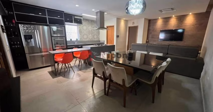 Casa (Assobradada) para Venda, 3 dorm(s), 3 suite(s), 3 vaga(s), 272 m²