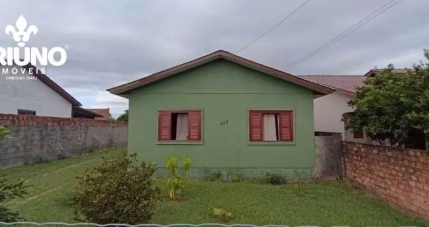 CASA A VENDA -  COLONINHA