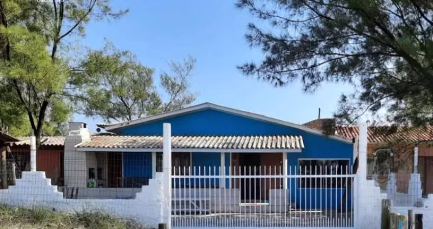 CASA A VENDA NA PRAIA