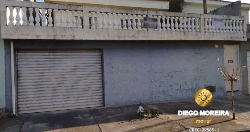 Casa à venda em terra preta com pomar de árvores frutíferas