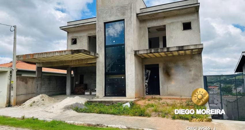 Casa à venda em Atibaia dentro de condomínio