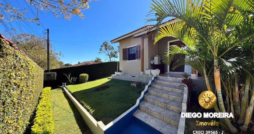 Casa à venda em condomínio em Atibaia
