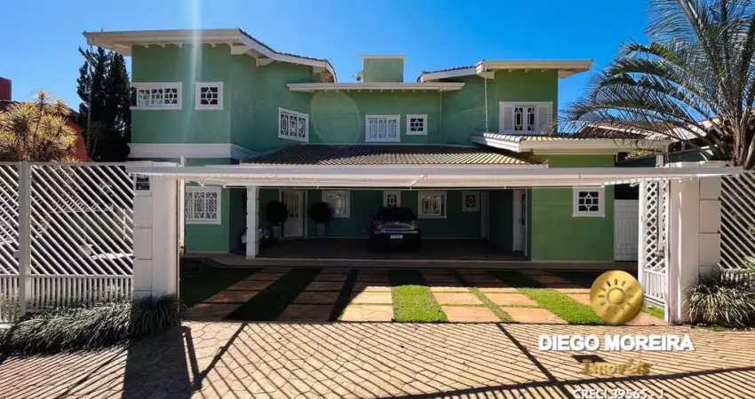 Casa de alto padrão à venda em condominio shambala 1