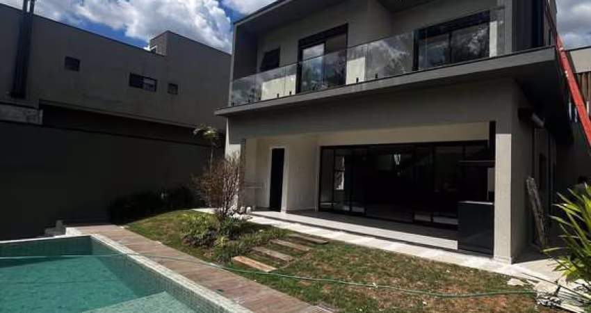 CASA ALTO PADRÃO À VENDA EM ATIBAIA – CONDOMÍNIO FECHADO COM LAZER COMPLETO