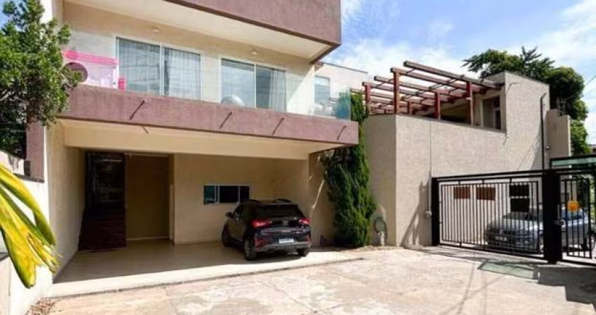 CASA À VENDA EM ATIBAIA - COM 3 SUITES