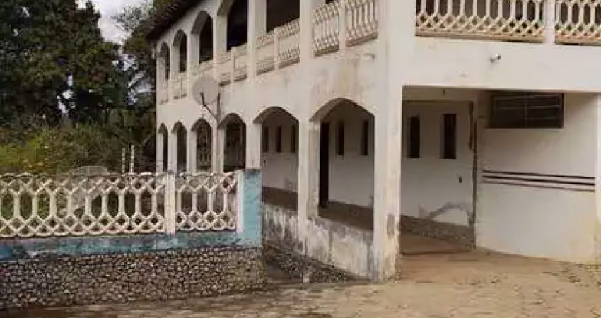 Chácara á venda com área de 3.000 m² em terra preta