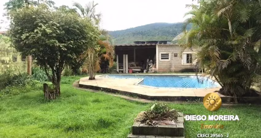 Chácara á venda em Terra Preta com 3 dormitórios - 500 m²