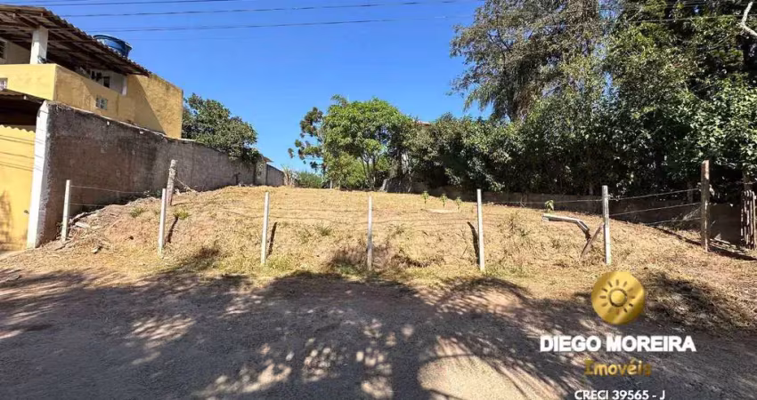 Terreno escriturado de 600m² à venda em terra preta