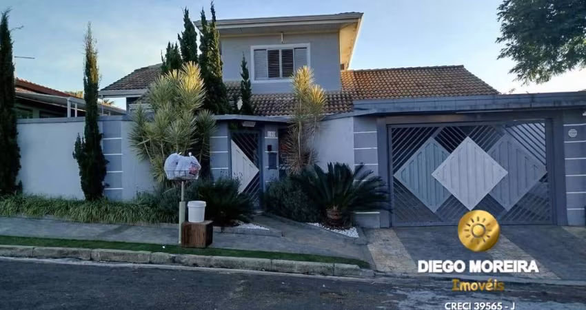 Casa à venda em Atibaia com 5 dormitórios