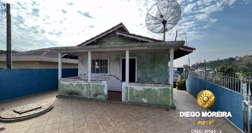 Imóvel à venda em Terra Preta com 3 casas próximo ao centro