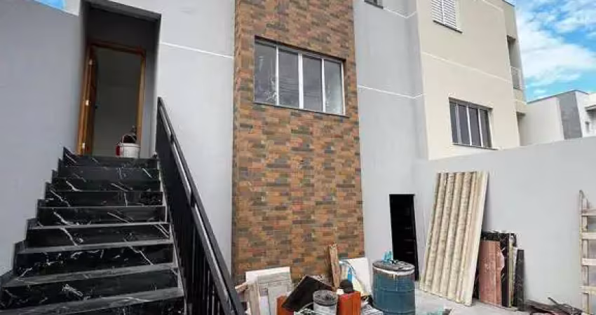 Casa nova com quintal amplo e suíte – fase final de obra!
