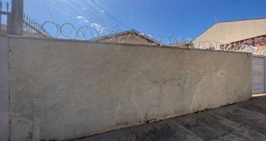 Casa para Venda em Ribeirão Preto, Independência, 3 dormitórios, 1 banheiro, 4 vagas