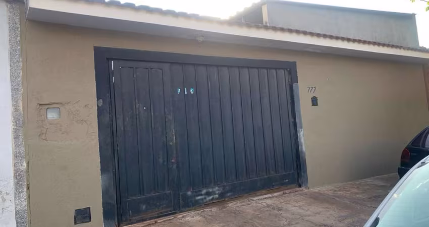 Casa para Venda em Ribeirão Preto, Parque Ribeirão Preto, 2 dormitórios, 1 suíte, 2 banheiros, 20 vagas