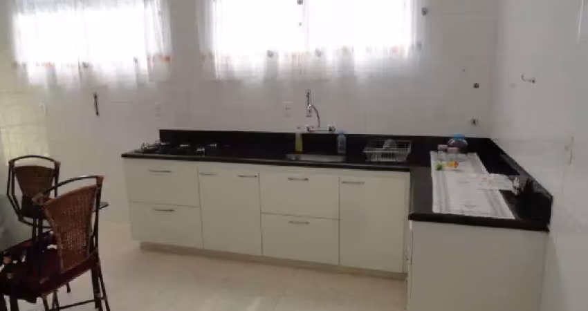 Casa para Venda em Ribeirão Preto, Jardim Irajá, 3 dormitórios, 1 suíte, 2 banheiros, 4 vagas