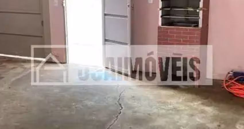 Casa com 2 quartos à venda no Centro, Dumont 