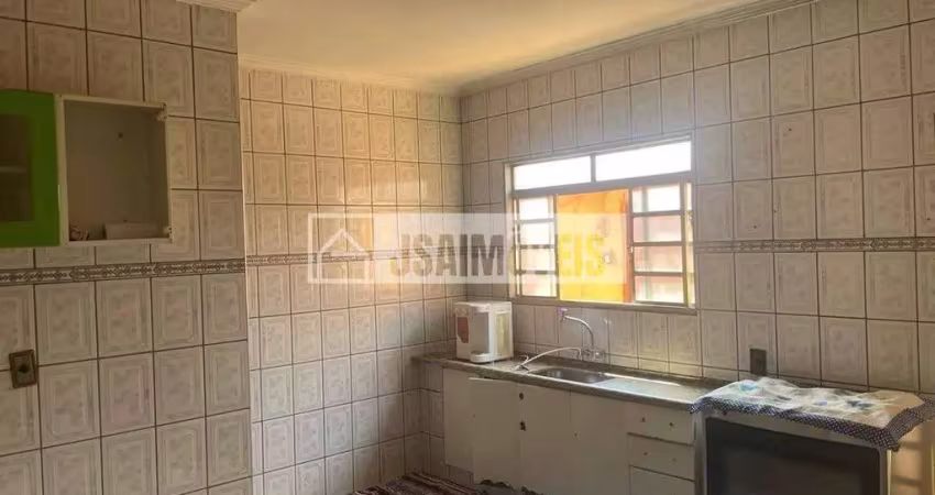 Casa com 2 quartos à venda no Centro, Dumont 