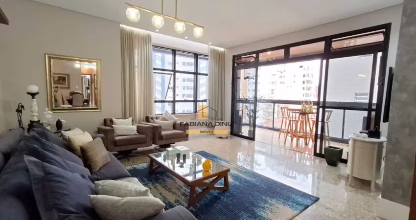 Apartamento alto padrão.