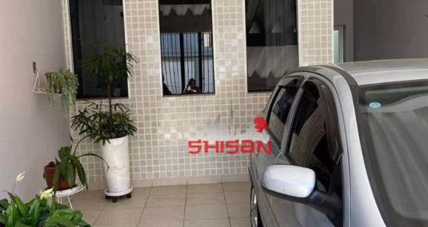 Casa Sobrado com 2 vagas de garagem!