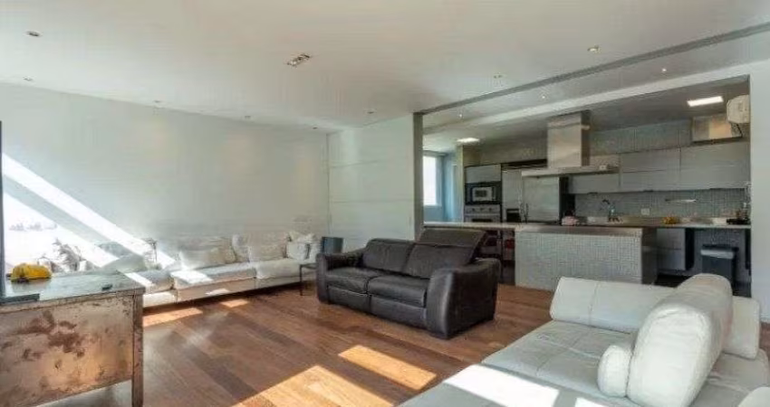 Jardins totalmente reformado 3 suites!