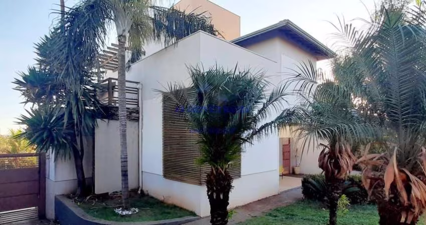 Casa para Venda em Piratininga, Residencial Primavera, 3 dormitórios, 3 suítes, 4 banheiros, 4 vagas