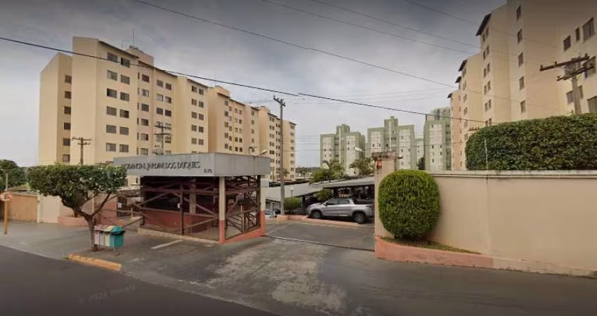 Apartamento para Venda em Bauru, Jardim Auri Verde, 3 dormitórios, 1 suíte, 2 banheiros, 1 vaga