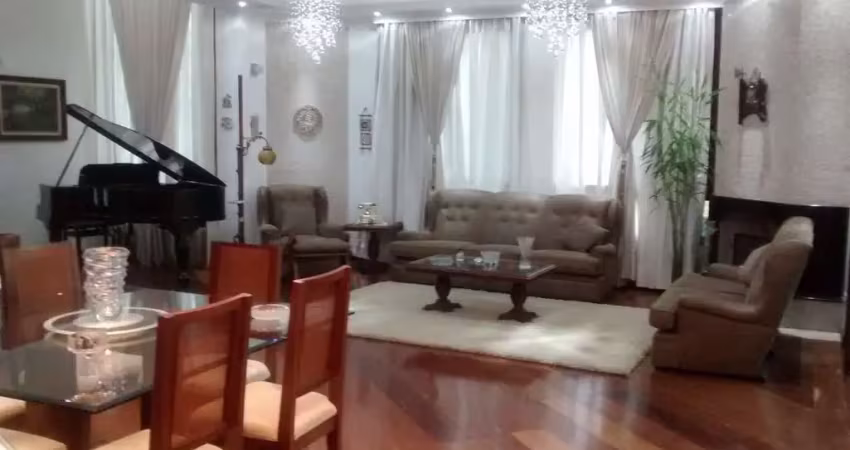 Residencial Morada dos Lagos - 4 dormitórios, sendo a suíte master com lareira e piso aquecido.