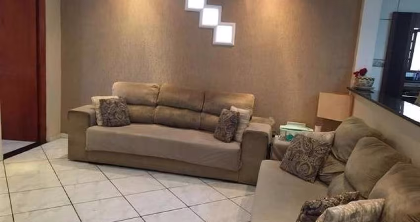 SOBRADO À VENDA EM ITAPEVI - 2 DORMITÓRIOS, SALA, COZINHA, 2 BANHEIROS  (1 NA GARAGEM)