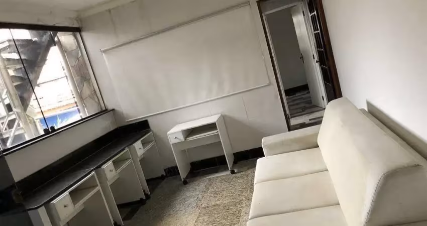 Lindo Sobrado á venda no Planalto com 03 Dorms e 02 Vagas