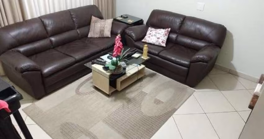 Lindo Sobrado á venda na Vila Curuçá Com 03 Dorms e 01 vaga