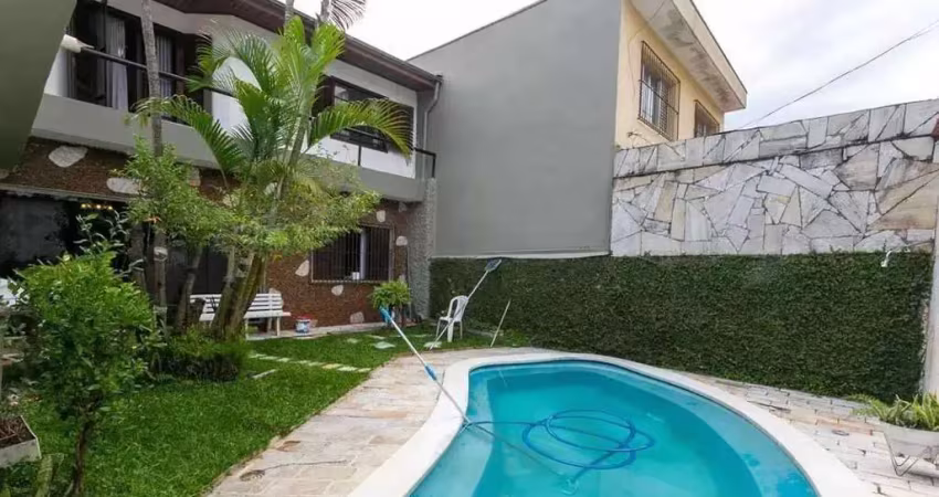 LINDO SOBRADO COM PISCINA SENDO 4 DORMITORIOS E 1 SUITE