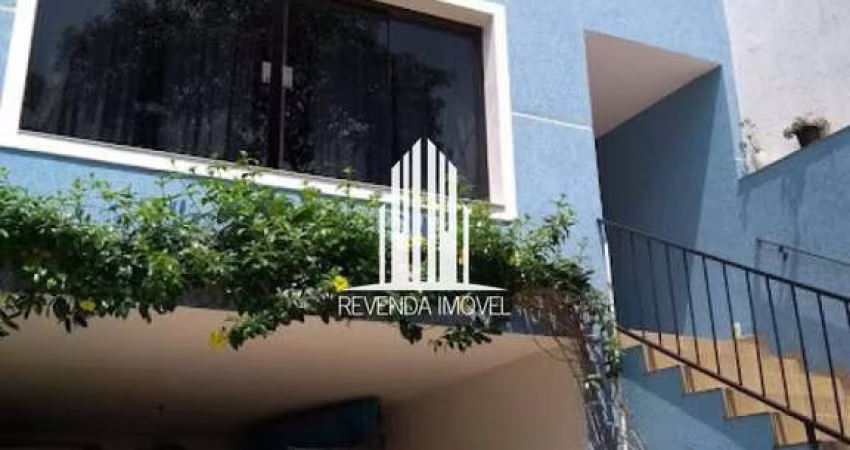 Sobrado a venda em Jordanópolis com 3dorms (3 suítes) e com 4 vagas de garagem