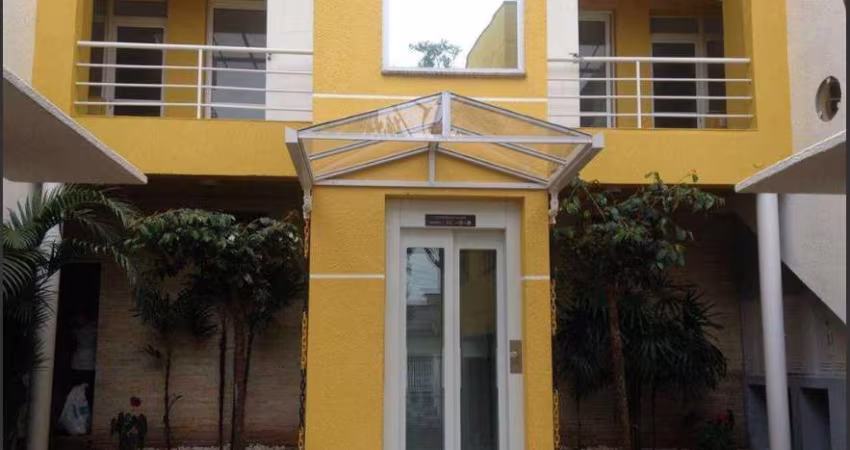 Sobrado á Venda 3 dorms, 1 Suite, 2 vagas no Piqueri- SP