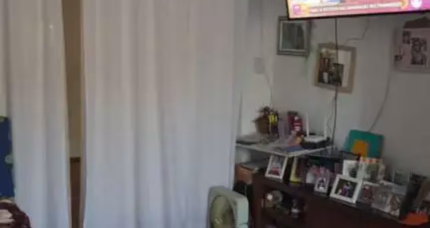 Sobrado á venda 2 dorms, 1 suite, 1 vaga em Santo André.