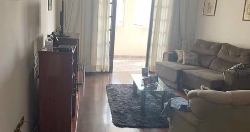 CASA À VENDA NO JARDIM ELIANE