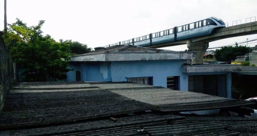 Terreno na Vila Tolstoi com 675m²