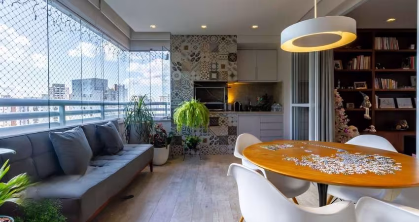 Apartamento de luxo com 4 suítes e piscina em Vila Suzana